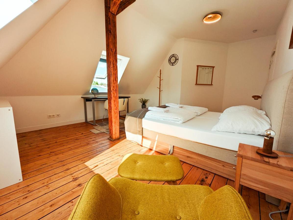 4-Schlafzimmer-Terrassensuite Oasis - Workspace Em-Apartments Deutschland บีเลอเฟล์ด ภายนอก รูปภาพ